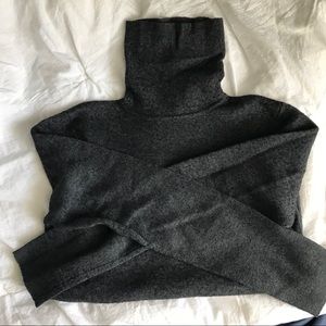 Old navy charcoal turtleneck